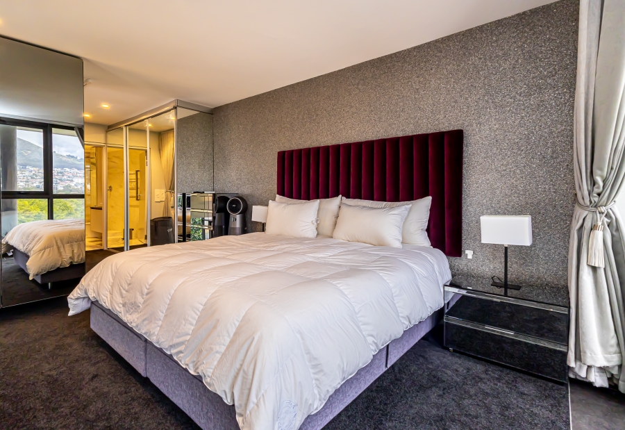 To Let 2 Bedroom Property for Rent in Mouille Point Western Cape